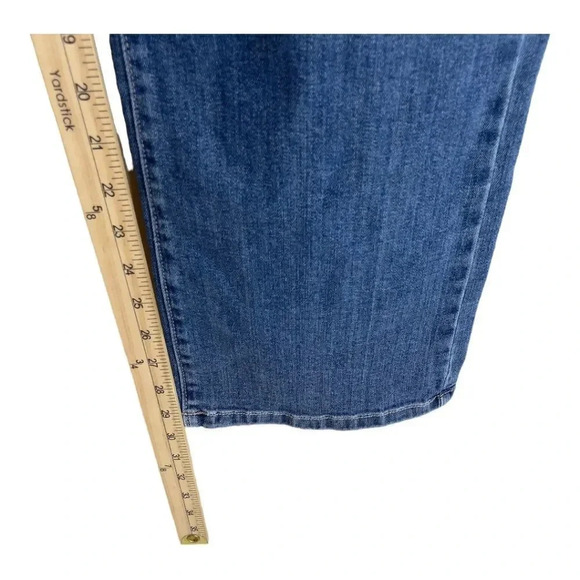 Letter To Juliet Venice Kick Distressed Jeans - Picture 8 of 10